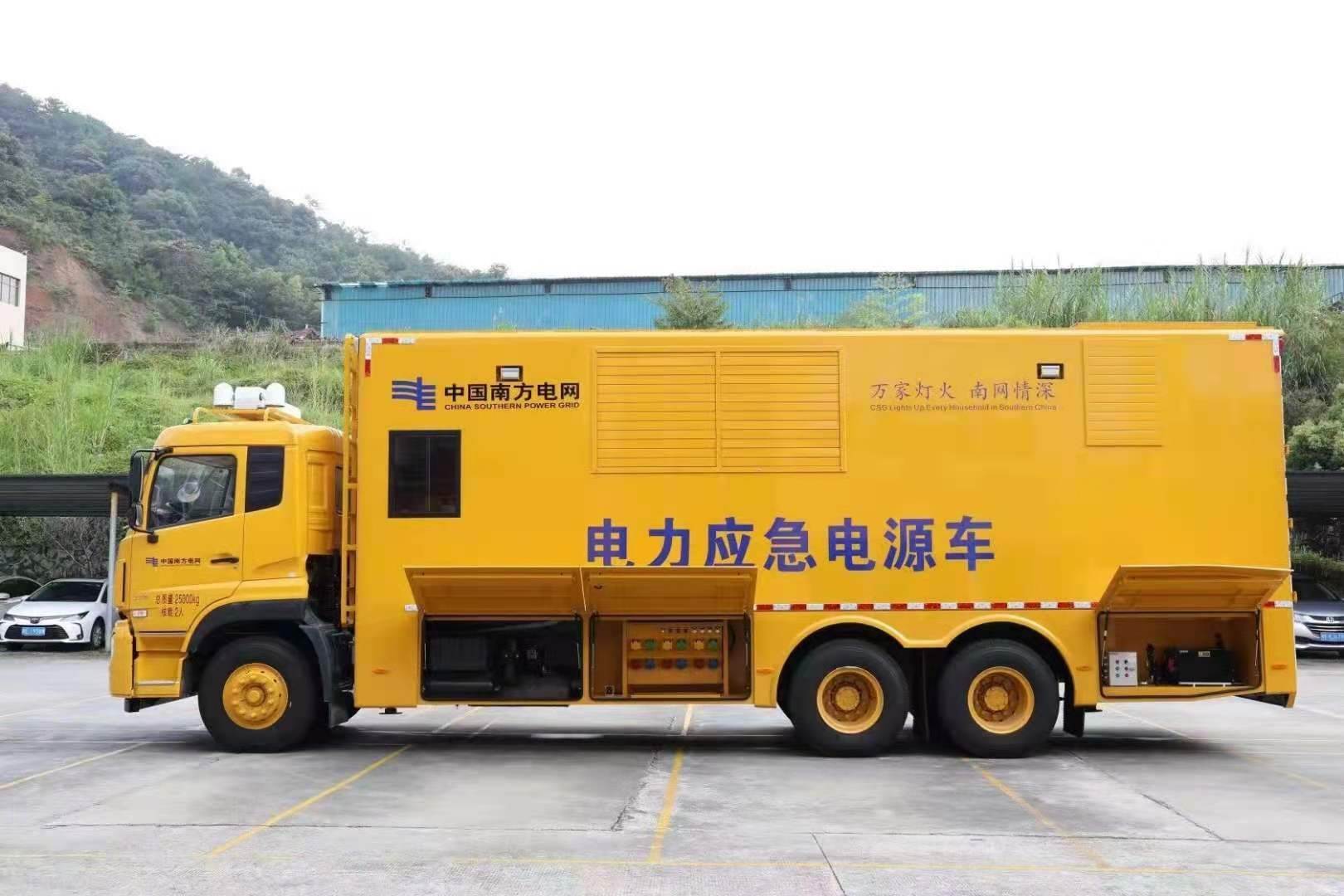 巴马安康大型柴油发电机发电车UPS电源出租租赁